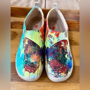 UIN Mottled Butterfly Slip On Shoes